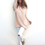 Celino Women's Peach Sexy Long Sleeve V Neck Autumn Knitted Tops Sweater