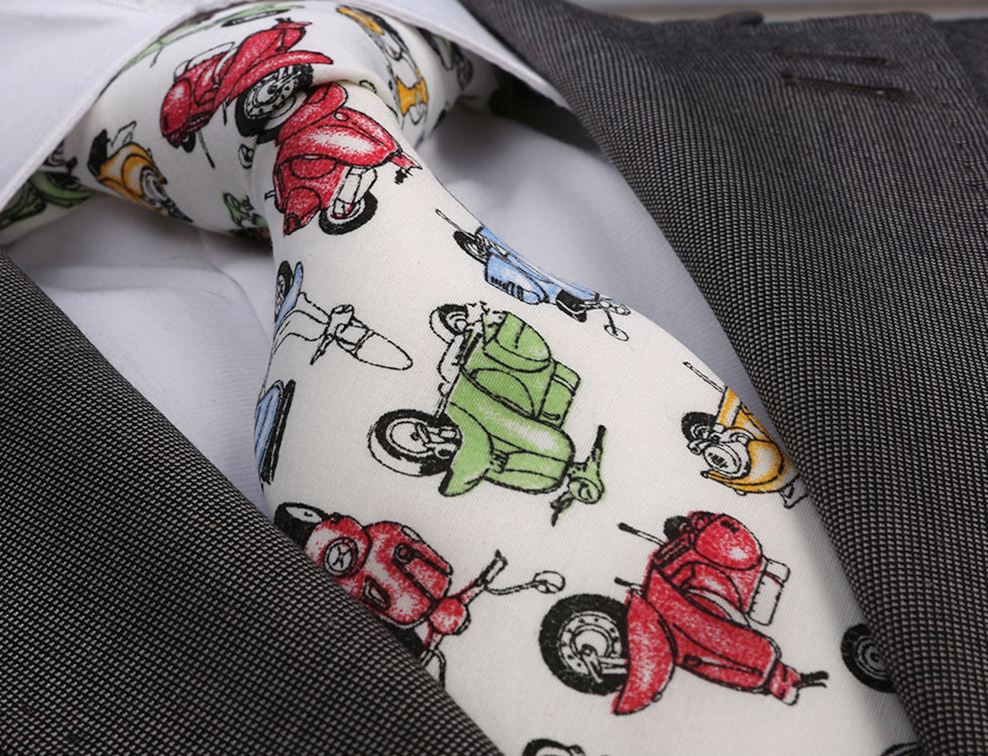 CET055 White Checkers Designer Silk Floral Necktie with Matching Cufflinks & Pocket Square Set for Men - Image 1